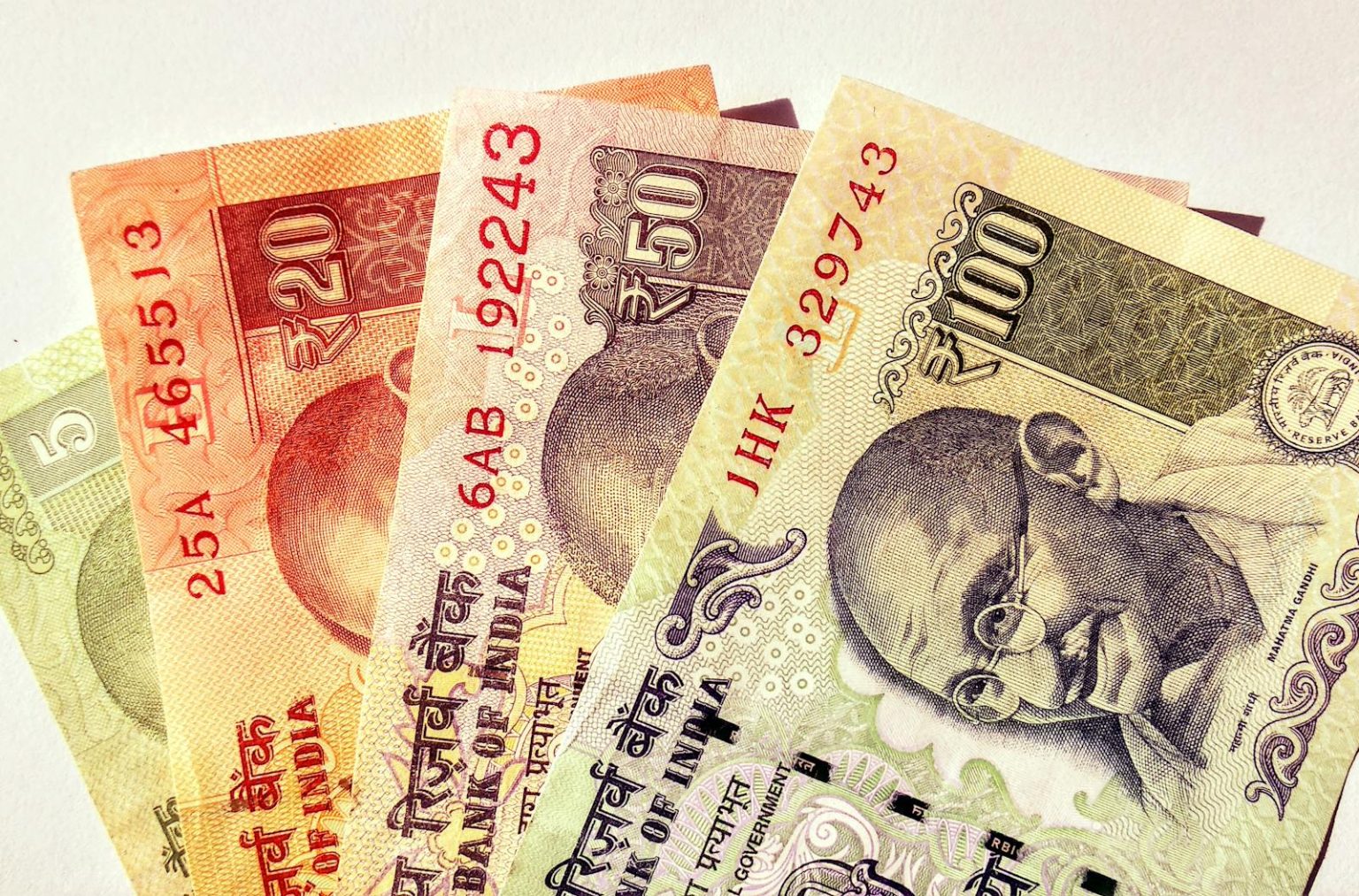 RBI steps up intervention as rupee faces volatility